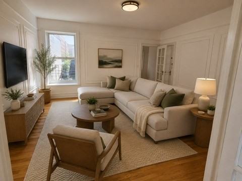 404 Hawthorne St #2 - Photo 4 of 8
