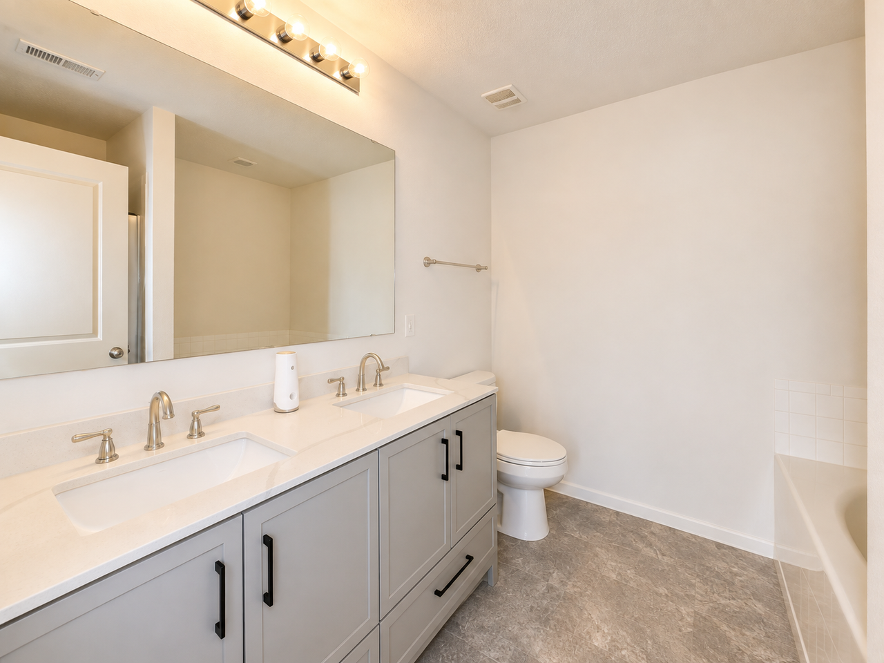 13958 Catalina Dr #NA - Photo 2 of 20