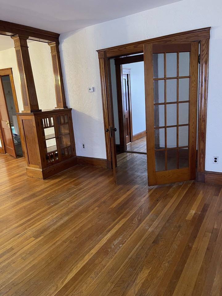 17 Claremont Ave #17 - Photo 4 of 13