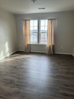 featured image of 304 Susan Cir #1