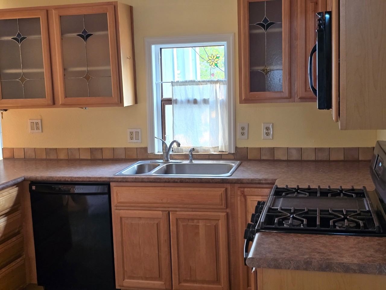 213 Bower Ave #NA - Photo 2 of 3