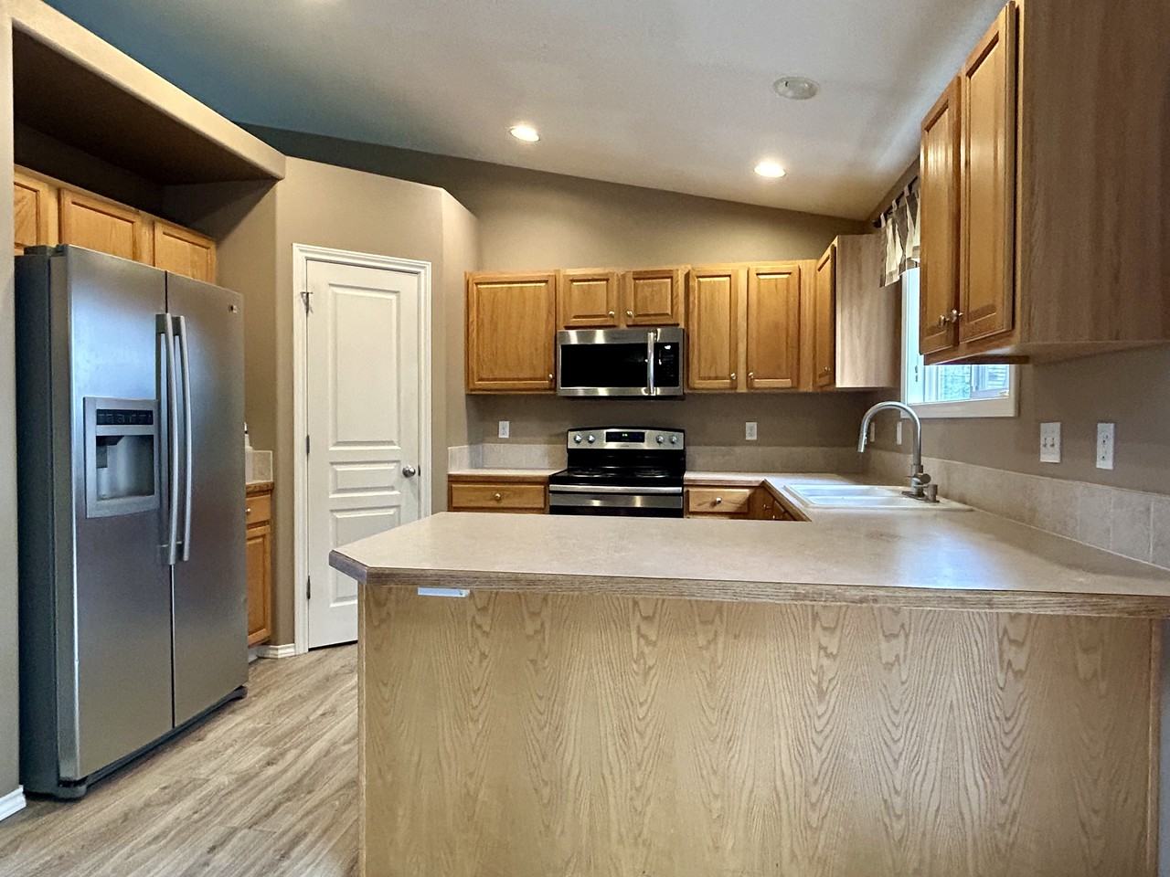 3125 E Beamer Ct #NA - Photo 3 of 14