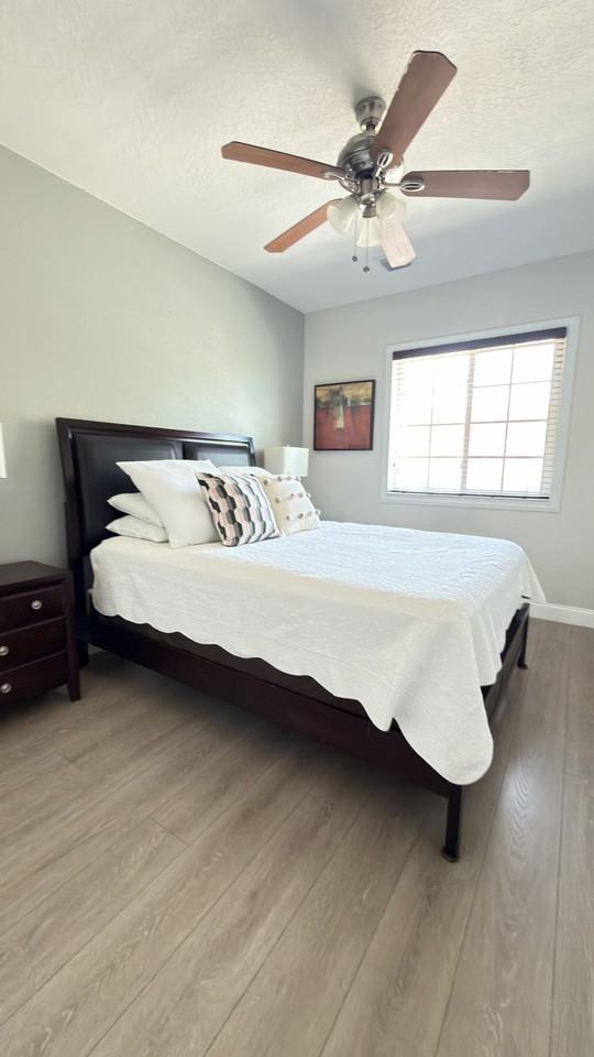 5333 Sw 40th Ave - Photo 2 of 15