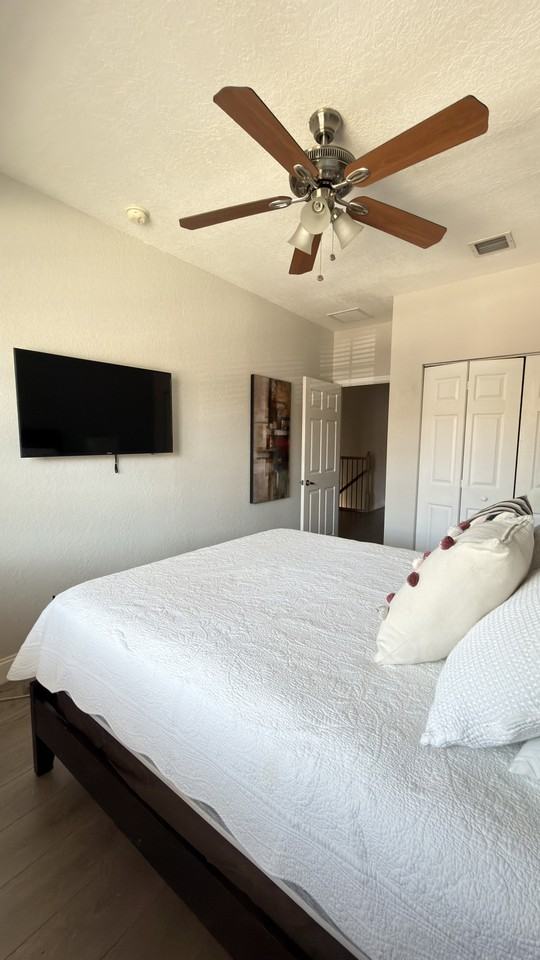 5333 Sw 40th Ave - Photo 4 of 15