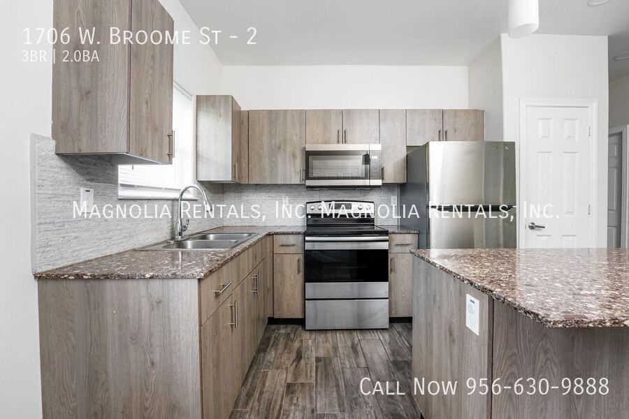 1706 W Broome St #2 - Photo 4 of 16