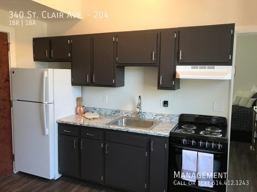 340 Saint Clair Ave #204 - Photo 5 of 8