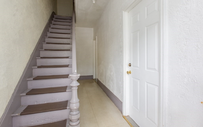 86 Oak St #2 - Photo 6 of 9