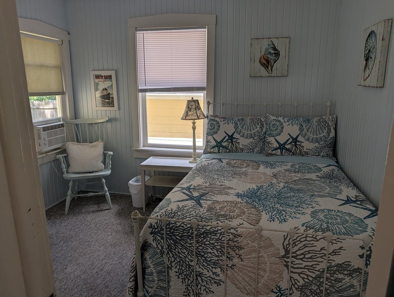 554 Prospect St - Photo 7 of 17