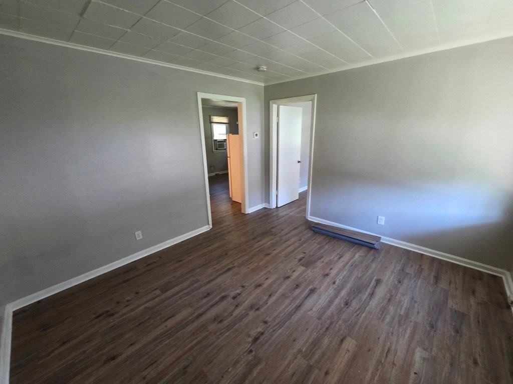 2922 Ne Cates St - Photo 4 of 9
