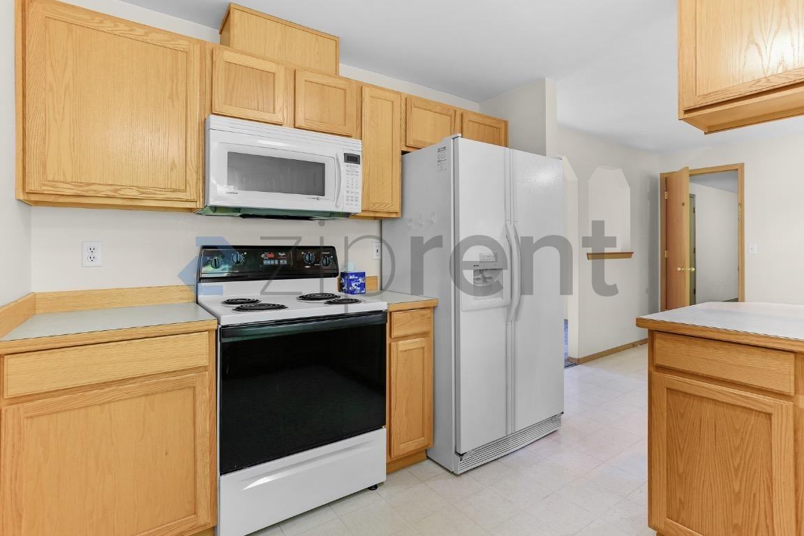 6402 Cypress St - Photo 6 of 21