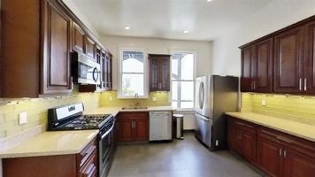 featured image of 1147-1149 Sanchez St. And 186 #1149