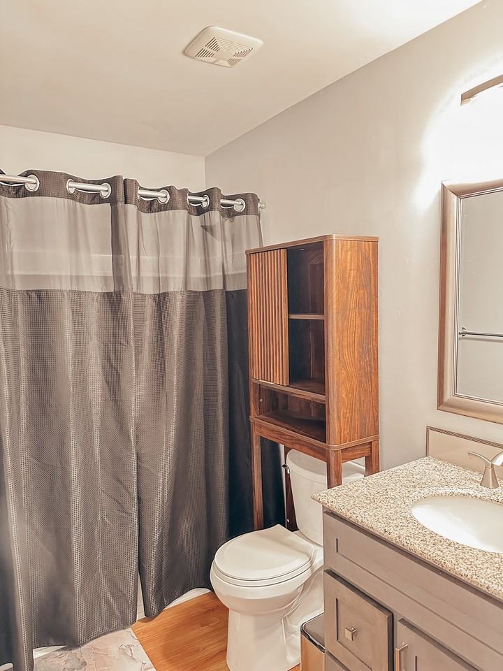 221 N Cedar St #B - Photo 7 of 8