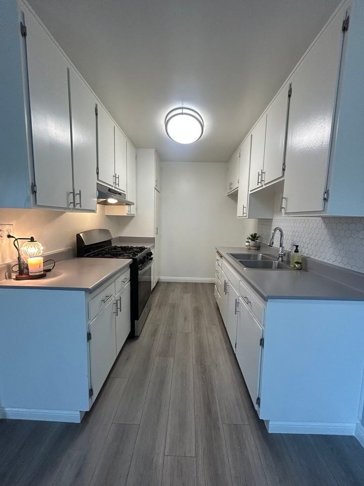 8834 Topanga Canyon Blvd #41