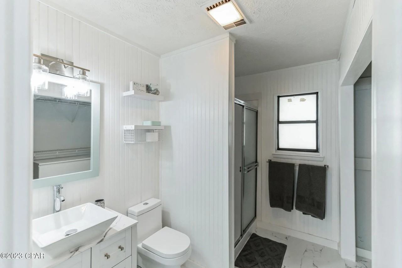 216 Rose Ln #C - Photo 7 of 8