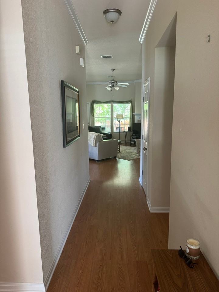 713 Heston Cir #713 - Photo 3 of 17