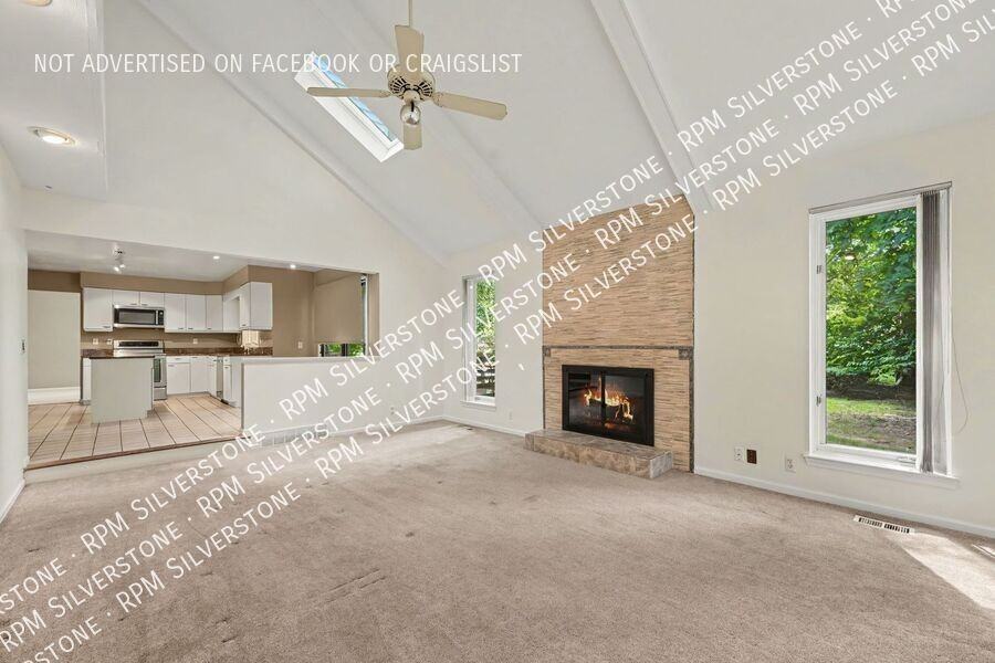 2945 Cedar Ridge Dr - Photo 6 of 28