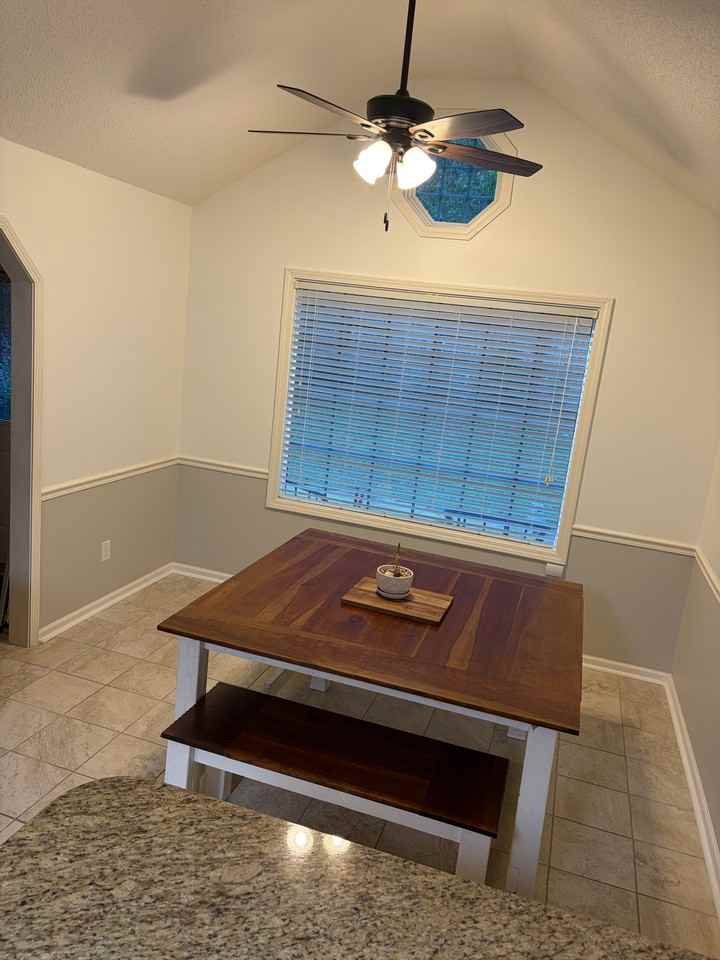 2960 Ashlynn Way - Photo 5 of 9