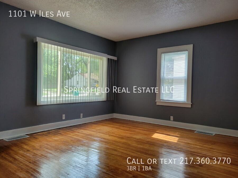 1101 W Iles Ave - Photo 7 of 24