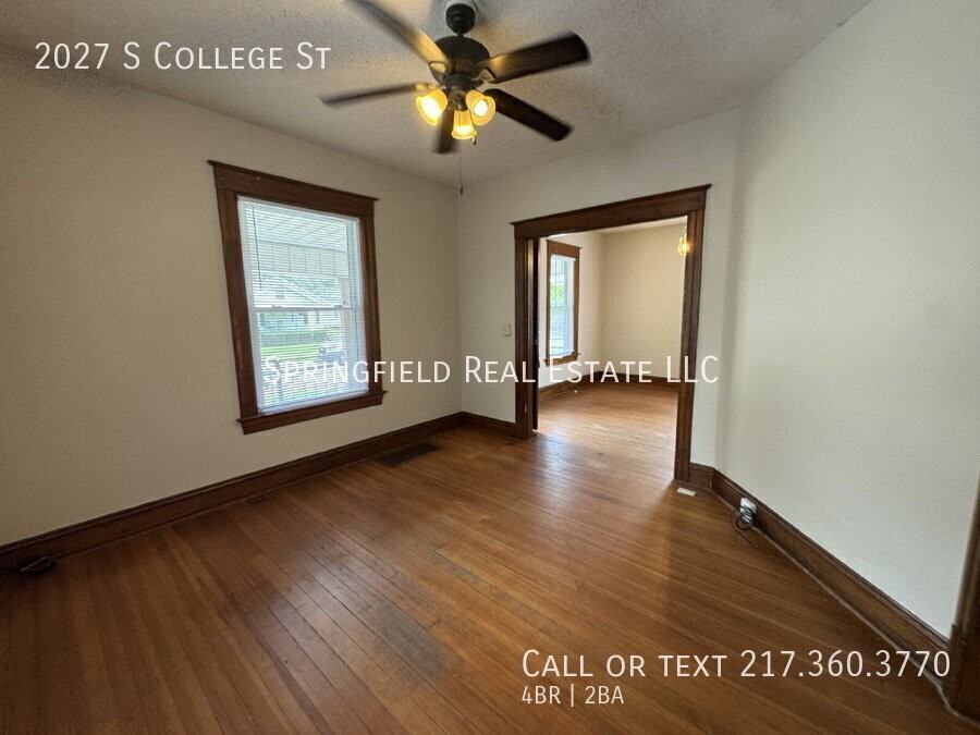2027 S College St - Photo 5 of 18