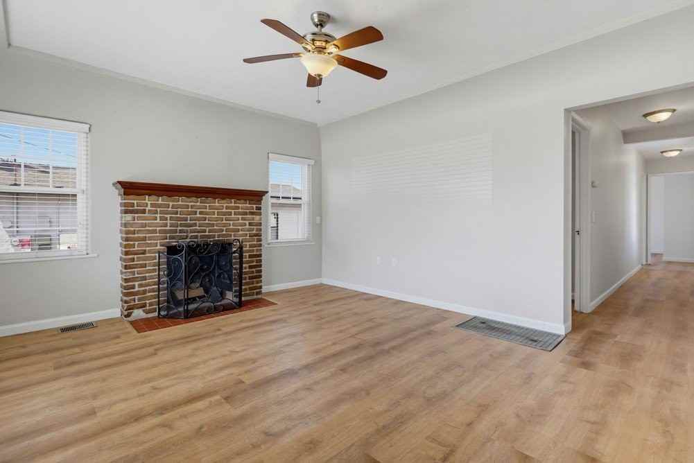7580 Saranac Ave - Photo 3 of 20
