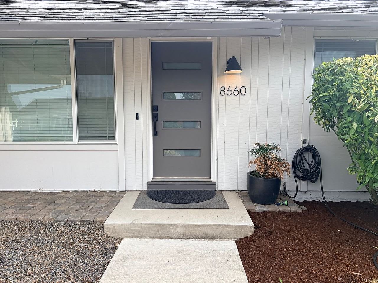 8660 Sw Comanche Way - Photo 2 of 19