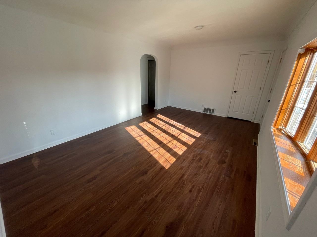1316 9th St Nw - Photo 3 of 20