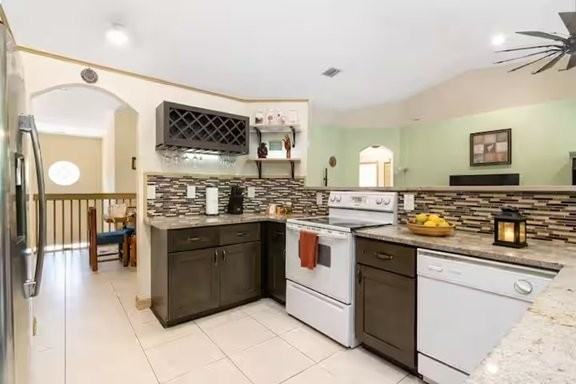 16055 Sims Rd - Photo 3 of 16