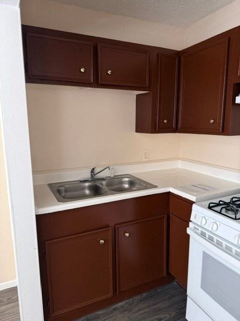 8207 Landing Ave #17 - Photo 4 of 10