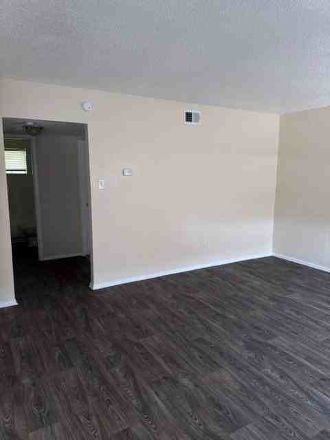 8207 Landing Ave #17 - Photo 5 of 10