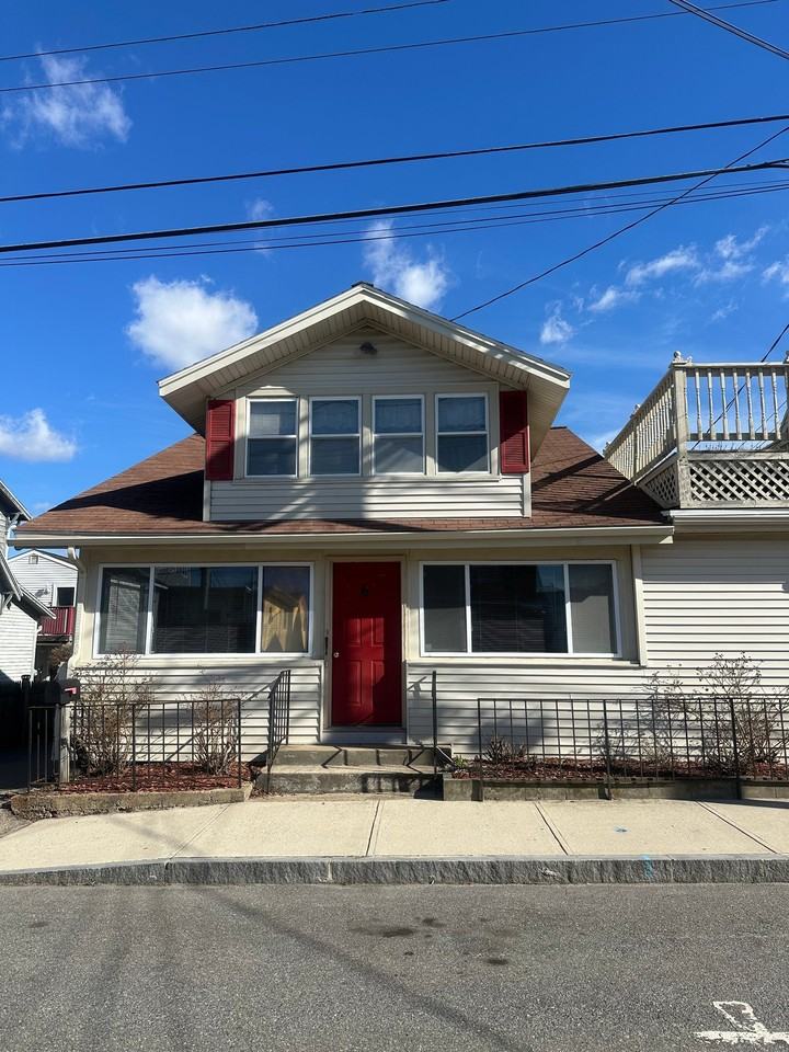 6 M St - Photo 2 of 17