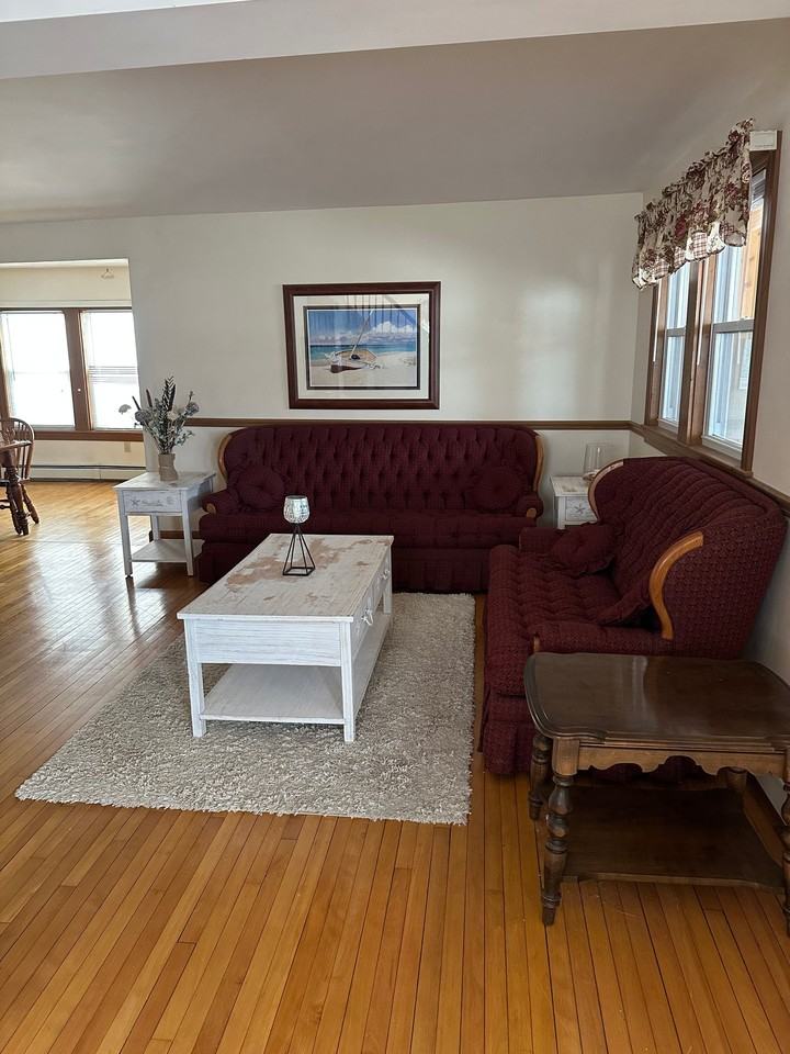 6 M St - Photo 4 of 17
