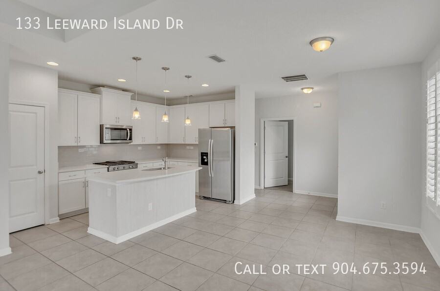 133 Leeward Island Dr - Photo 6 of 48