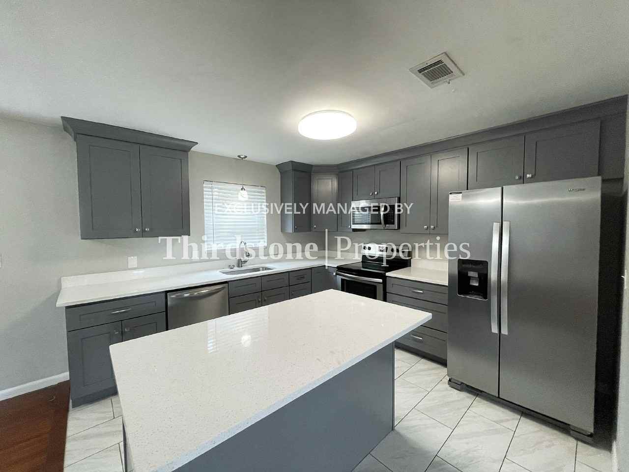 3390 Jacqueline Dr - Photo 3 of 22