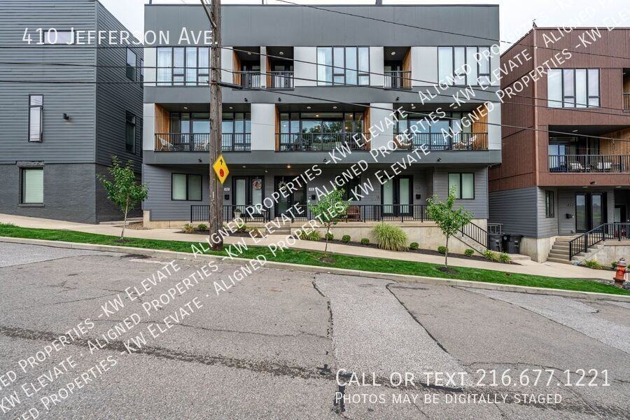 410 Jefferson Ave - Photo 5 of 50