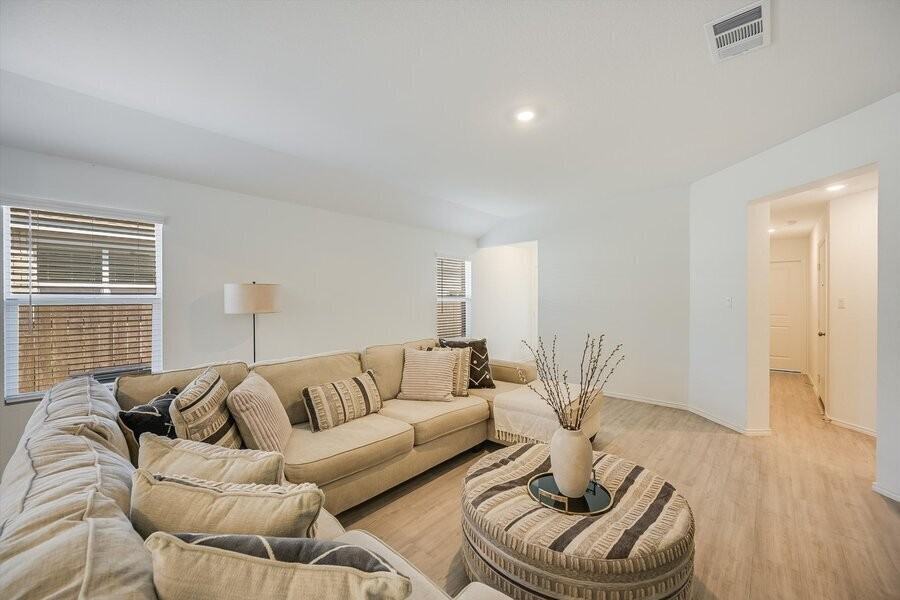 1701 Chapel Ranch Rd - Photo 4 of 28