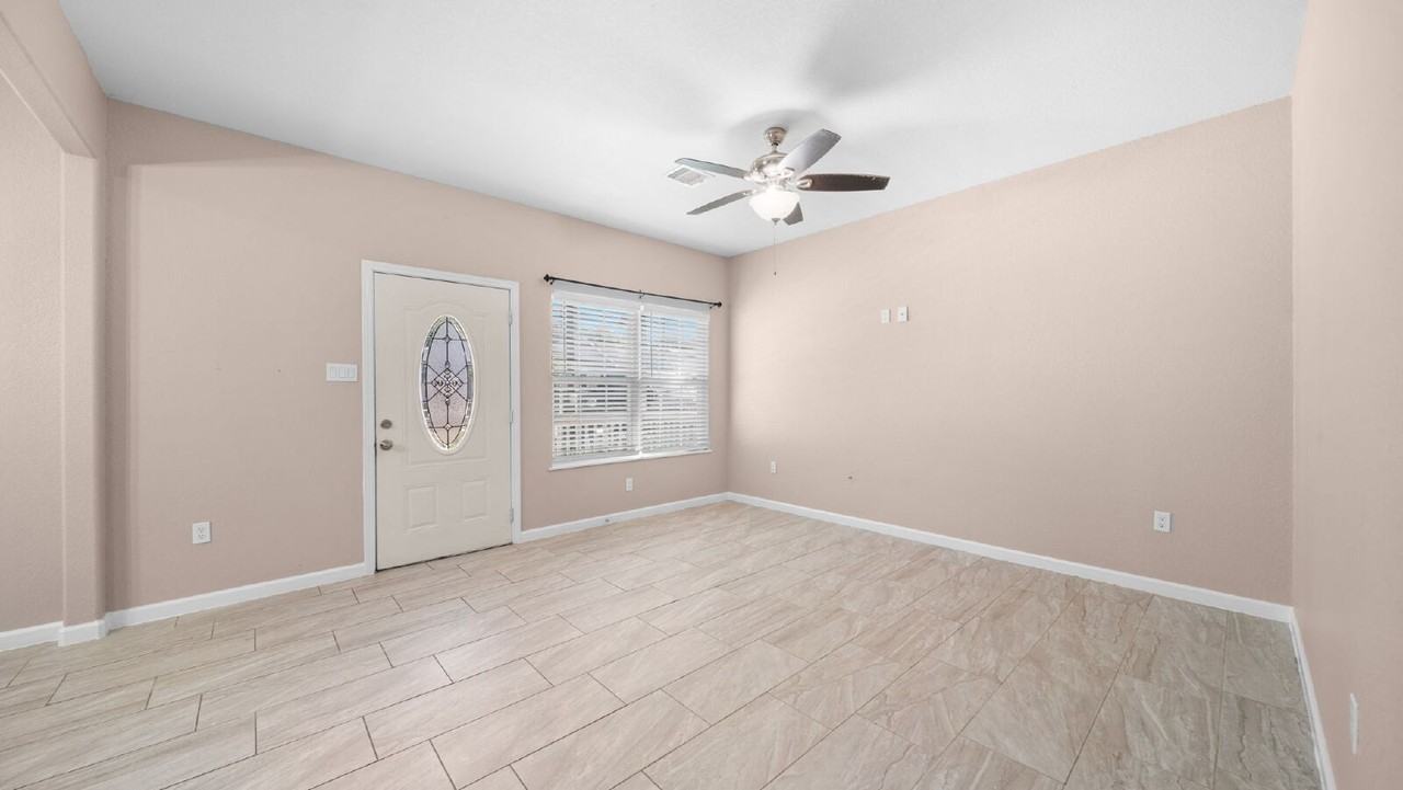 16697 E Forrestal - Photo 5 of 25