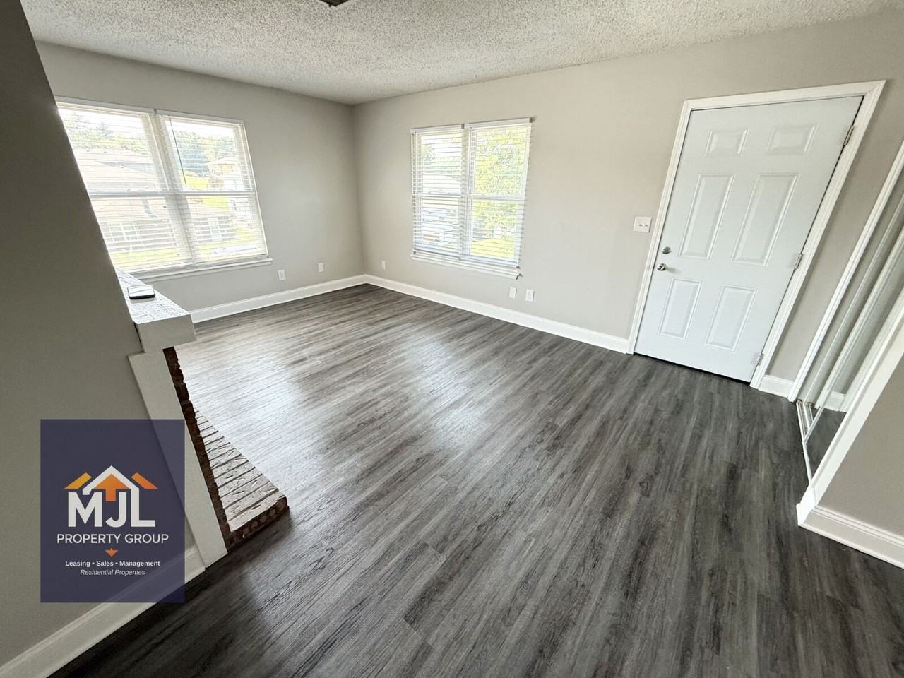 10008 Nw Player Dr Apt D - Photo 5 of 17