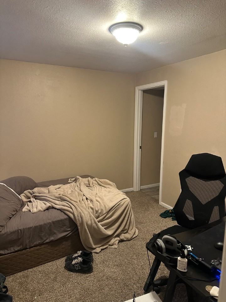 1700 Erin Ct Apt B - Photo 7 of 13