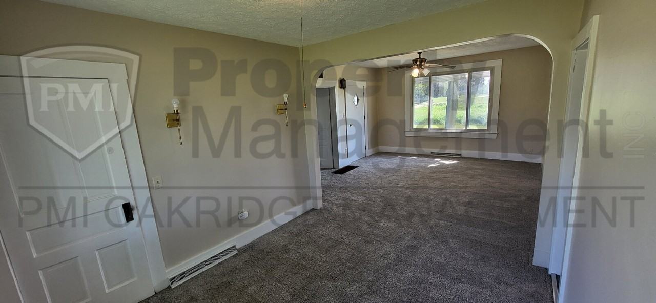 1636 Mckaig Rd - Photo 3 of 14