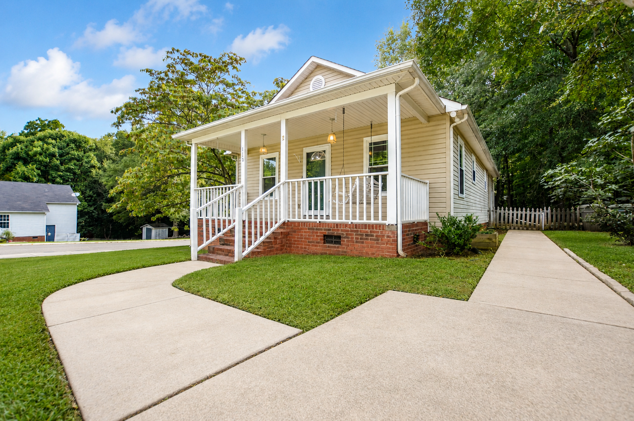 115 Webbs Mill Dr - Photo 2 of 28