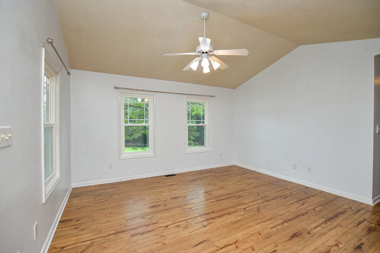 115 Webbs Mill Dr - Photo 4 of 28