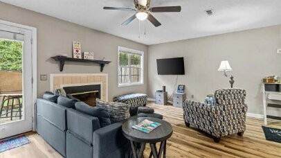 109 Woodrun Dr - Photo 6 of 25