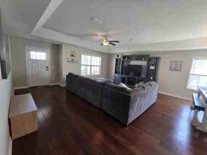 304 Jasmine Cir - Photo 6 of 33