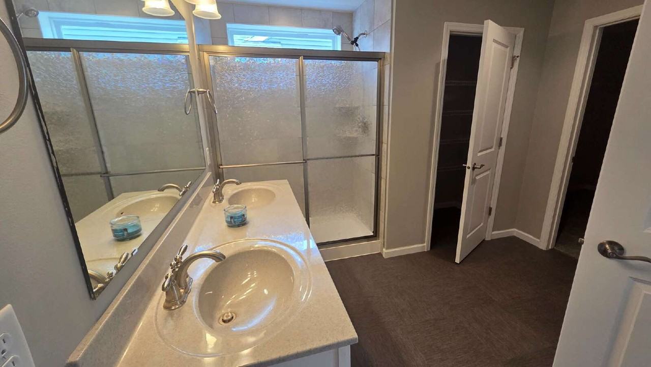 671 Devine Dr - Photo 7 of 34