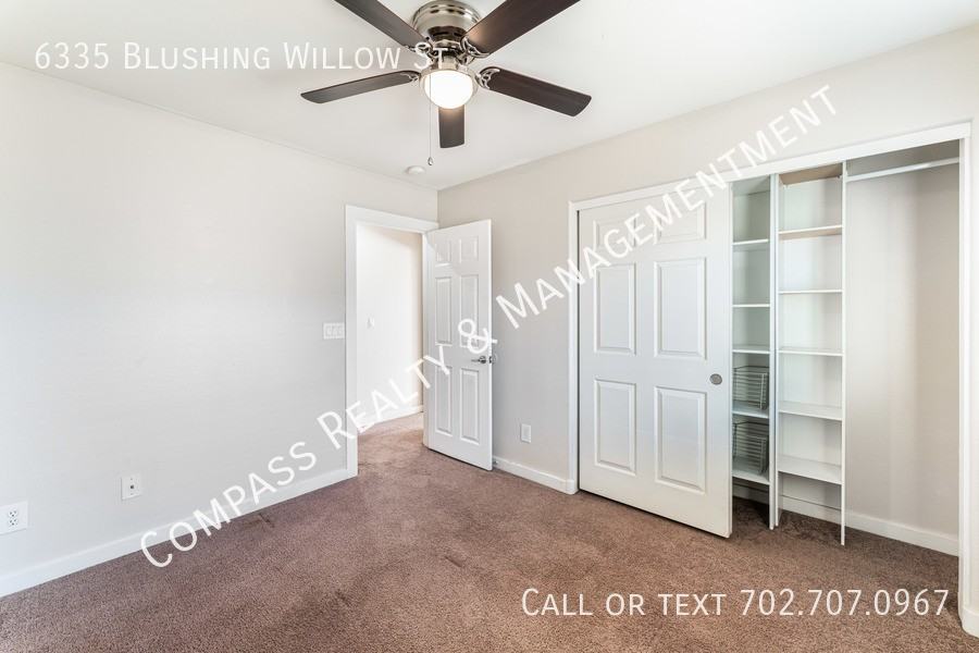 6335 Blushing Willow St - Photo 6 of 19