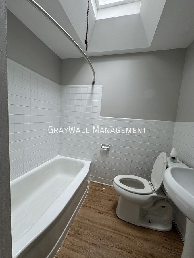 480 Westmont Dr - Photo 7 of 7