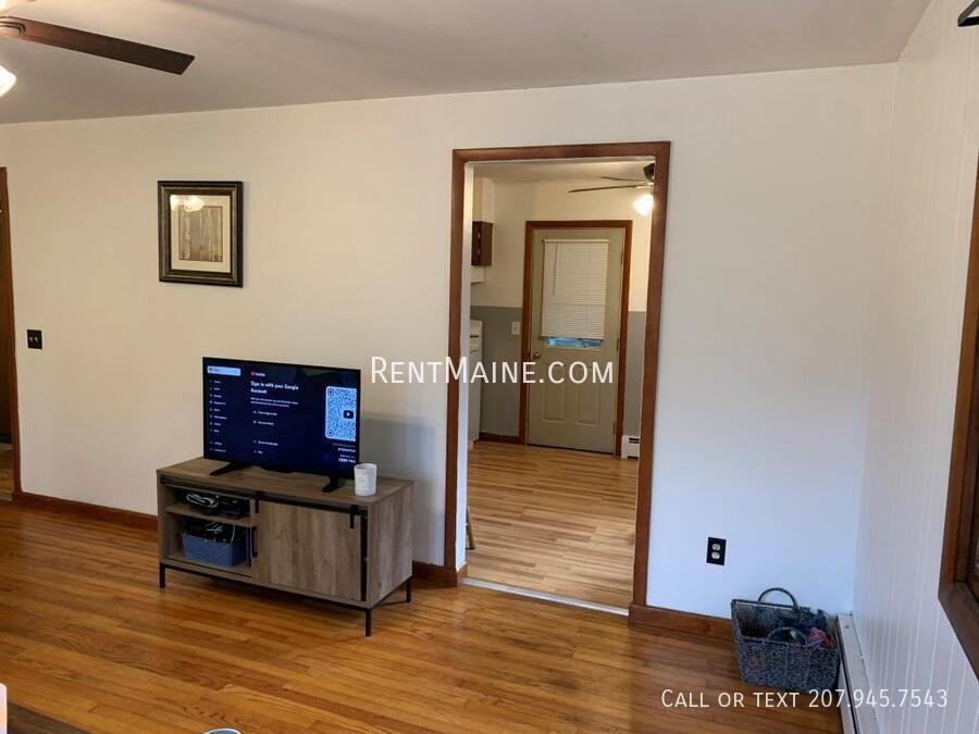 691 Main Rd - Photo 5 of 28