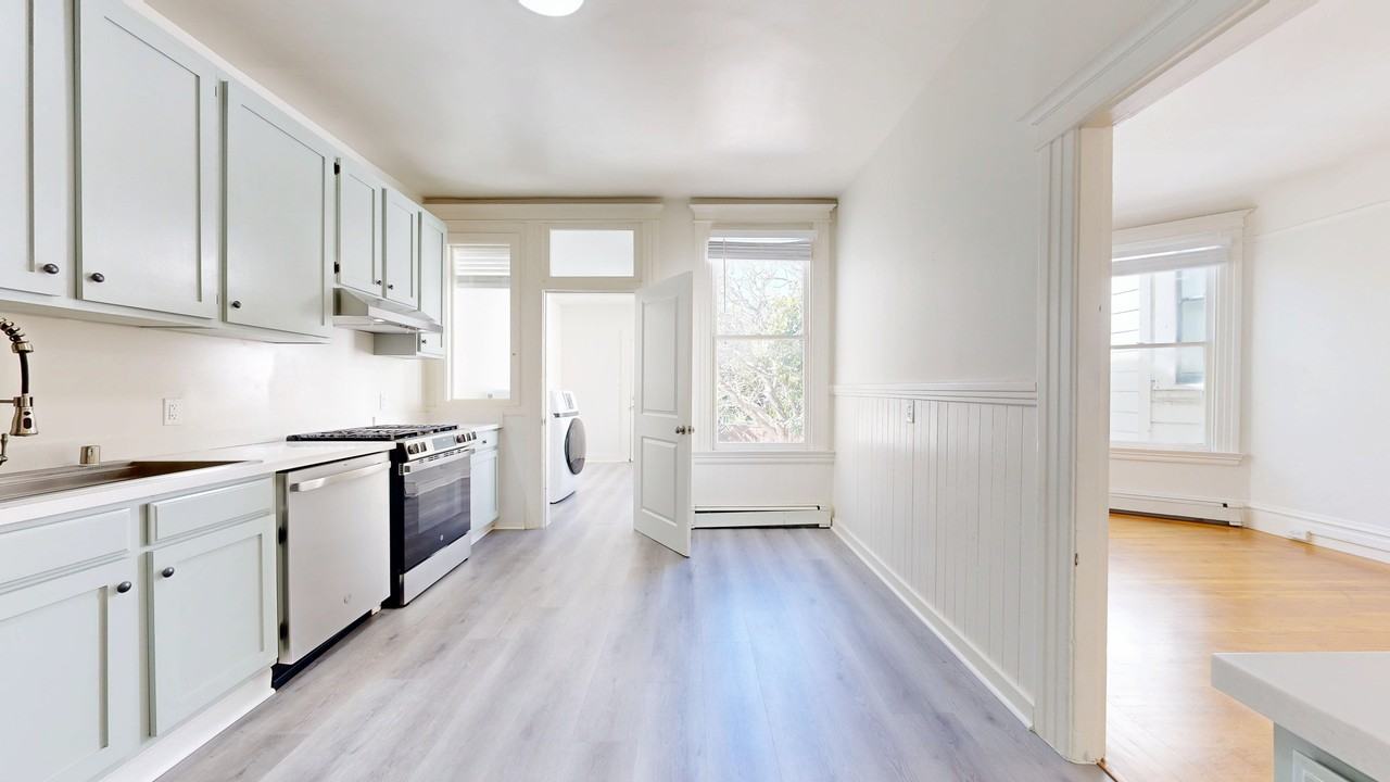2260 Market St #B - Photo 2 of 19