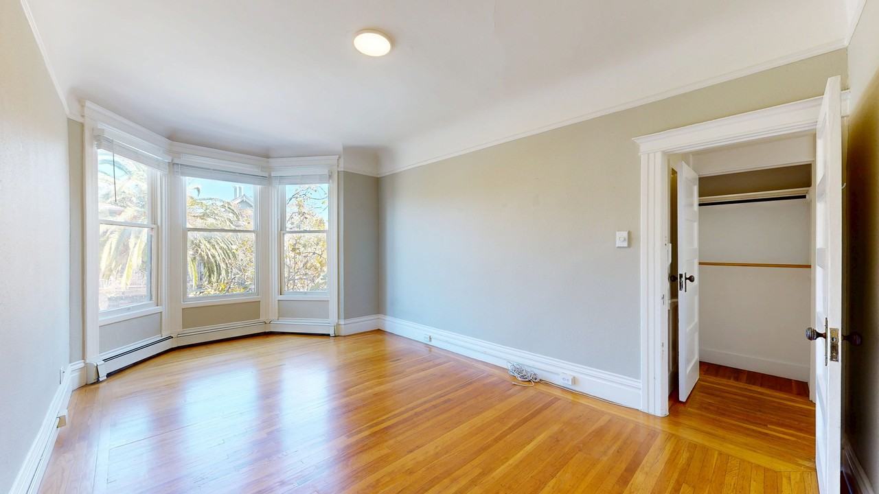 2260 Market St #B - Photo 5 of 19