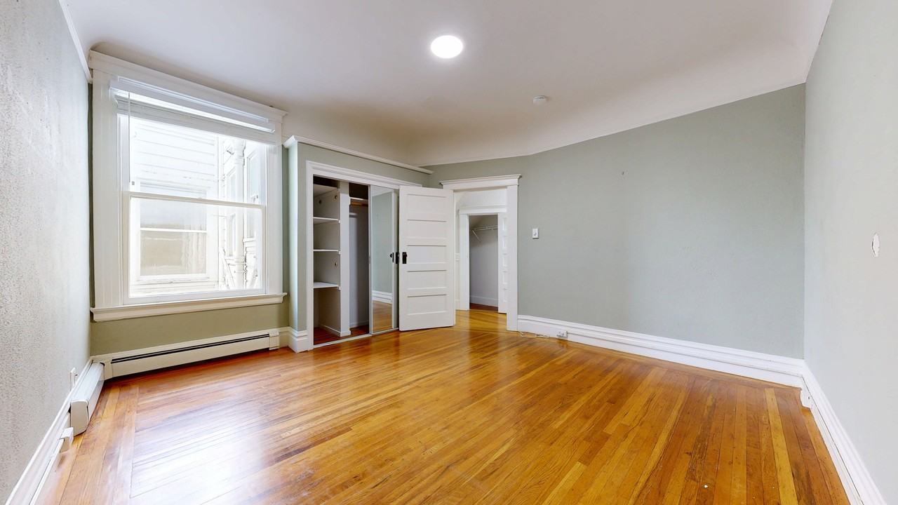 2260 Market St #B - Photo 7 of 19